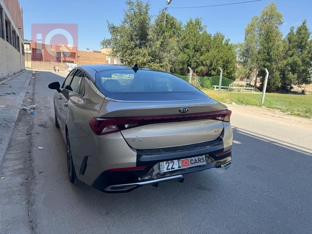 كيا K5